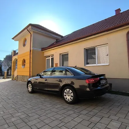 Apartment Nemeth Nyaralo 1 *